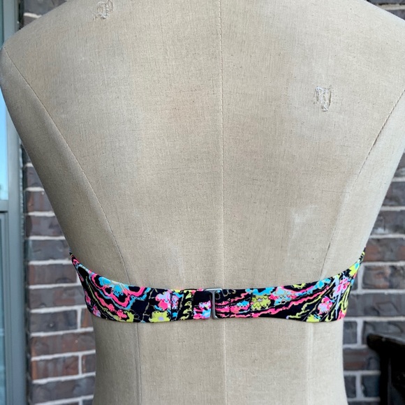 Victoria’s Secret Swim Bikini Bandeau Black Paisley Top - 34C - Picture 5 of 5